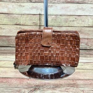 Vilenca Brown Woven Leather Wallet